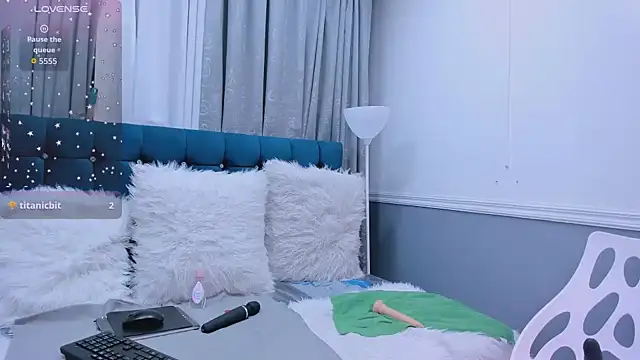 Oriana Jhonson online show from November 12, 10:46 am