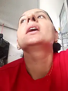 Snapshot of Titiss8921 chatting on September 19, 9:25 pm Titiss8921 online show from September 19, 9:25 pm