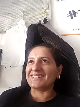 Snapshot of Titiss8921 chatting on September 17, 12:47 pm Titiss8921 online show from September 17, 12:47 pm