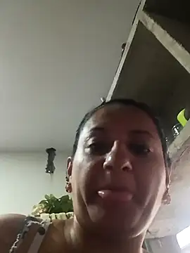 Snapshot of Titiss8921 chatting on October 4, 1:06 pm Titiss8921 online show from October 4, 1:06 pm