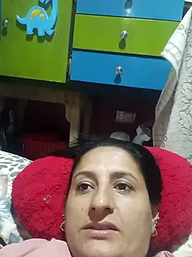 Snapshot of Titiss8921 chatting on September 27, 1:57 am Titiss8921 online show from September 27, 1:57 am