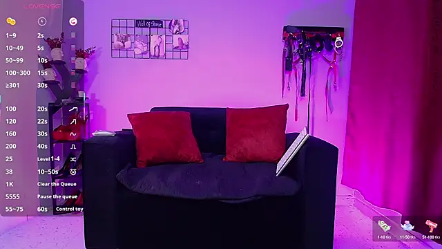 Daphne Clarke online show from October 15, 10:07 am