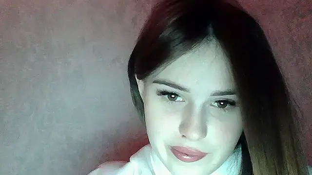 SweetLoraa online show from February 9, 4:20 pm