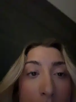 ellariverss online show from September 17, 4:49 pm