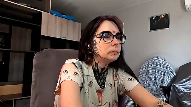 HighelikeGirl online show from September 21, 8:13 am