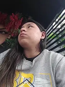 BellaRoux1 online show from December 22, 4:32 pm