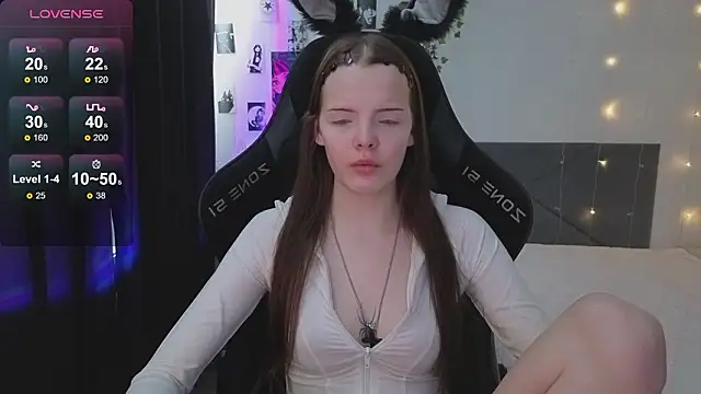 Luna Navy online show from February 20, 6:59 am