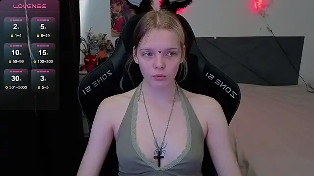 Luna Navy online show from September 12, 9:51 am