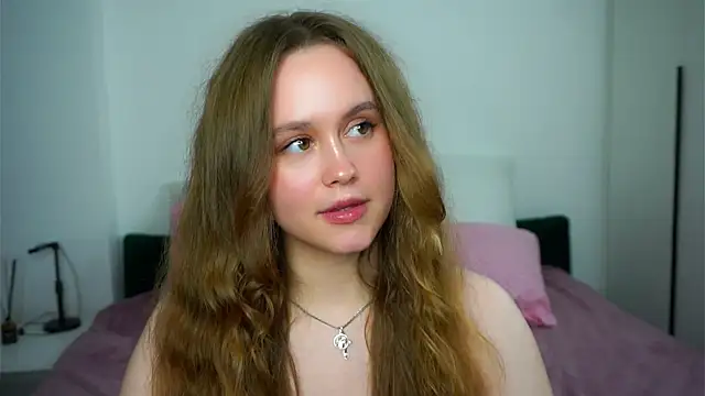 SusannaScholler online show from November 5, 7:30 pm