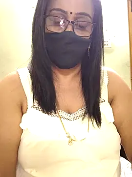 sweet-lotus online show from March 15, 6:15 am