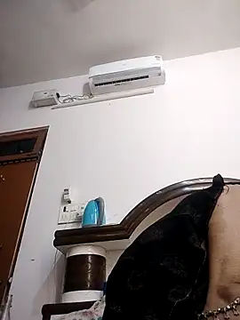 Cute-Janvi20 online show from April 18, 7:58 pm