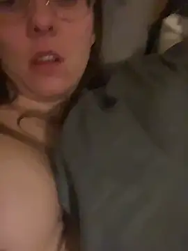 sophiieerosie online show from April 4, 2:32 am