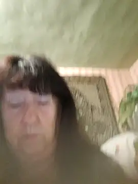 CrystalLime6411 online show from November 15, 10:44 pm