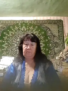 CrystalLime6411 online show from October 25, 5:42 pm