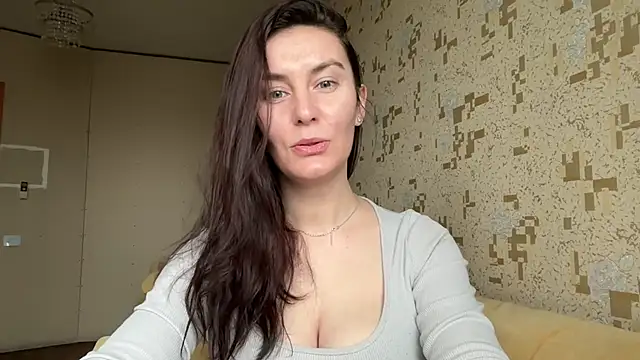 KatalinaQE online show from February 5, 8:50 am