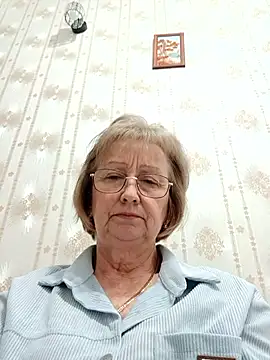 AlikaSwan5821 online show from February 26, 8:52 pm