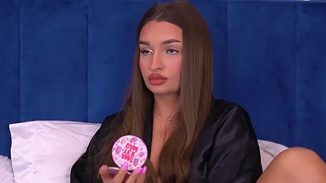 MillaSerene online show from October 24, 4:52 am