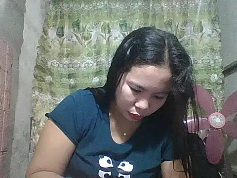 pinaysinglemommm online show from February 10, 8:01 pm