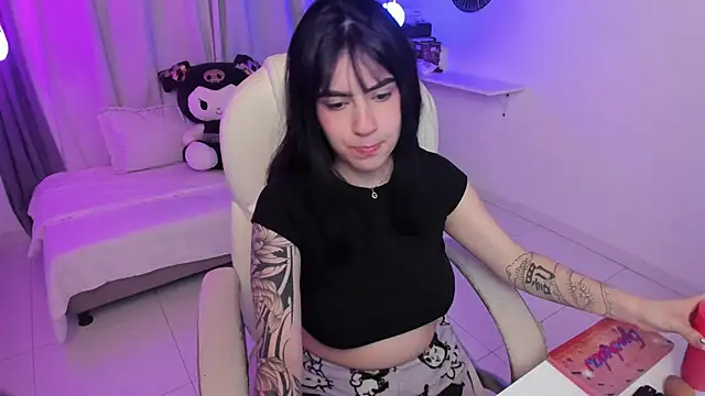 kurito  online show from November 17, 3:40 am