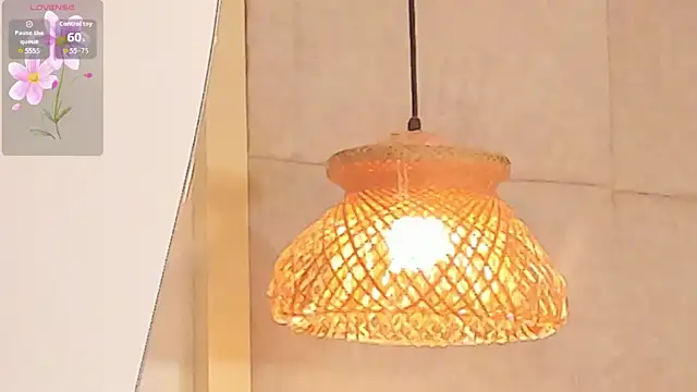 VioletHilton online show from November 11, 6:38 pm