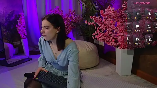 arcane doll online show from October 13, 5:32 am