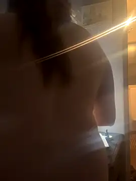 M1l3yD3w online show from November 9, 2:29 am