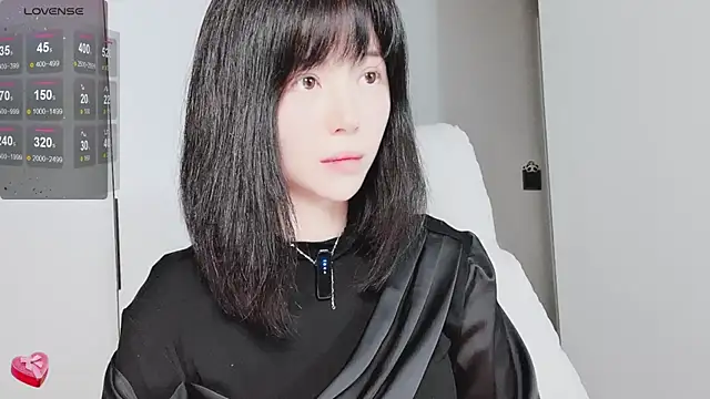 Amy-i online show from January 11, 2:44 pm