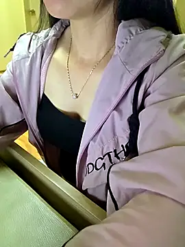 lanlan girl2k online show from February 23, 4:06 pm