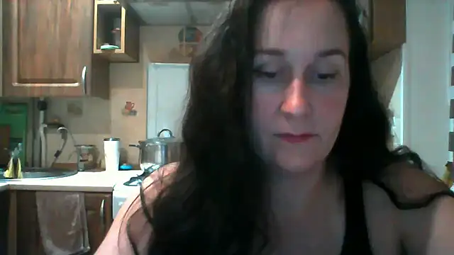 Amandda  online show from September 17, 5:55 pm