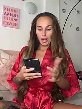 Rosieredxox online show from July 31, 7:20 am