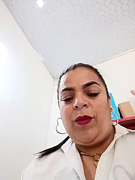 Mia-Glow online show from September 11, 5:24 pm