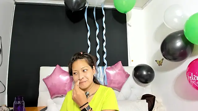 evelynesex online show from March 16, 5:44 am