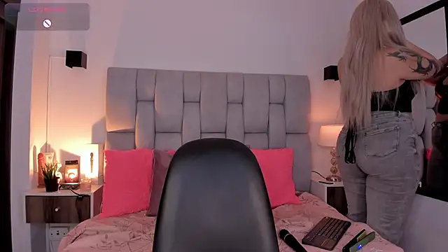 Seraphyne666 online show from January 14, 7:41 pm