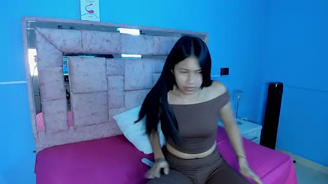 LICKY LOV online show from September 17, 3:15 am