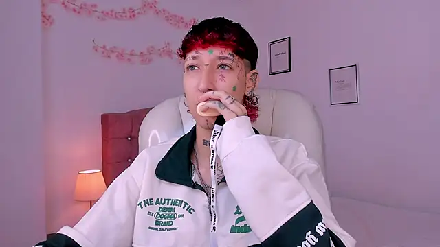 Luci Rose online show from March 30, 8:30 pm