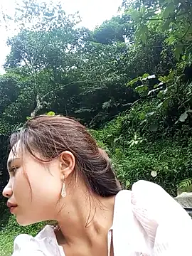 EllyBaby20 online show from September 14, 1:47 am