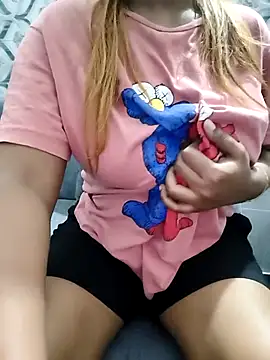 siya00 online show from October 7, 11:20 pm