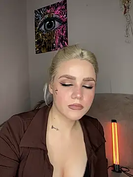 April Purr online show from March 23, 9:59 am