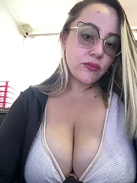 CurvyLust x online show from February 25, 2:26 pm