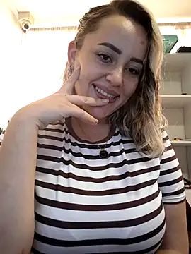 CurvyLust x online show from November 13, 3:55 pm