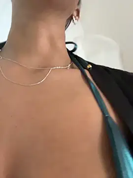 MiilaBlake online show from March 26, 8:32 pm