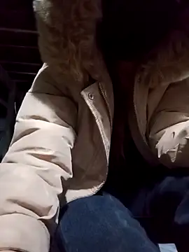 sulove xx online show from December 18, 2:33 pm