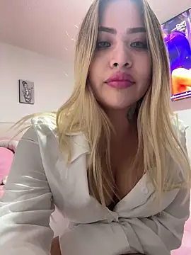 gigiprinces 01 online show from February 14, 3:08 am