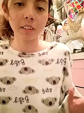 Snapshot of MoonBlueSex chatting on October 9, 4:49 am MoonBlueSex online show from October 9, 4:49 am