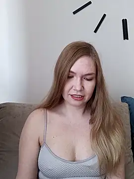 KisaVixen online show from April 21, 11:06 am