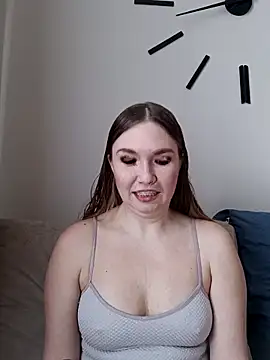 KisaVixen online show from February 21, 11:44 am