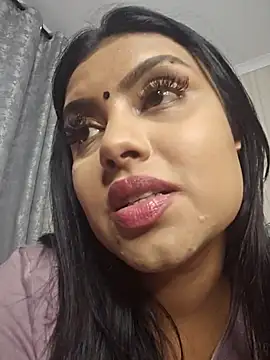 Indian GlowingMiax online show from December 3, 4:26 am