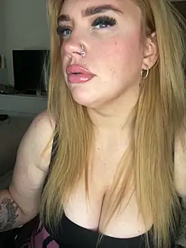 MysteriousMylaX online show from October 6, 2:34 pm