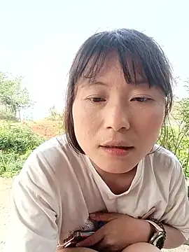 linda bae00 online show from March 20, 7:35 am