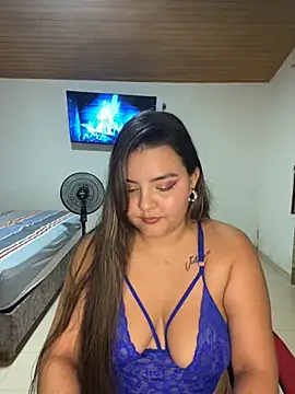 ValeriaS12 online show from October 11, 8:44 pm